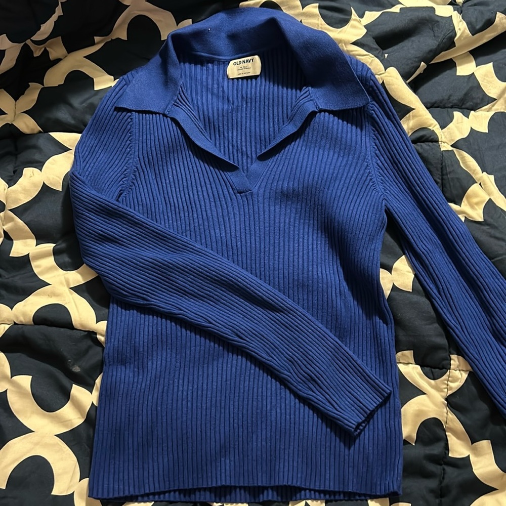 Old Navy Royal Blue ribbed sweater